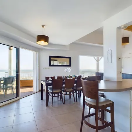 Bord De Plage, Pour 12, Vue Apartamento